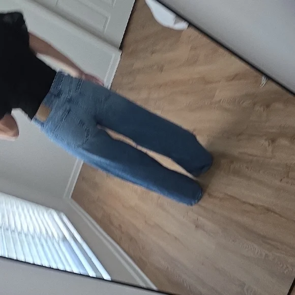 Classic Blue Women's Jeans - Picture 3 of 6